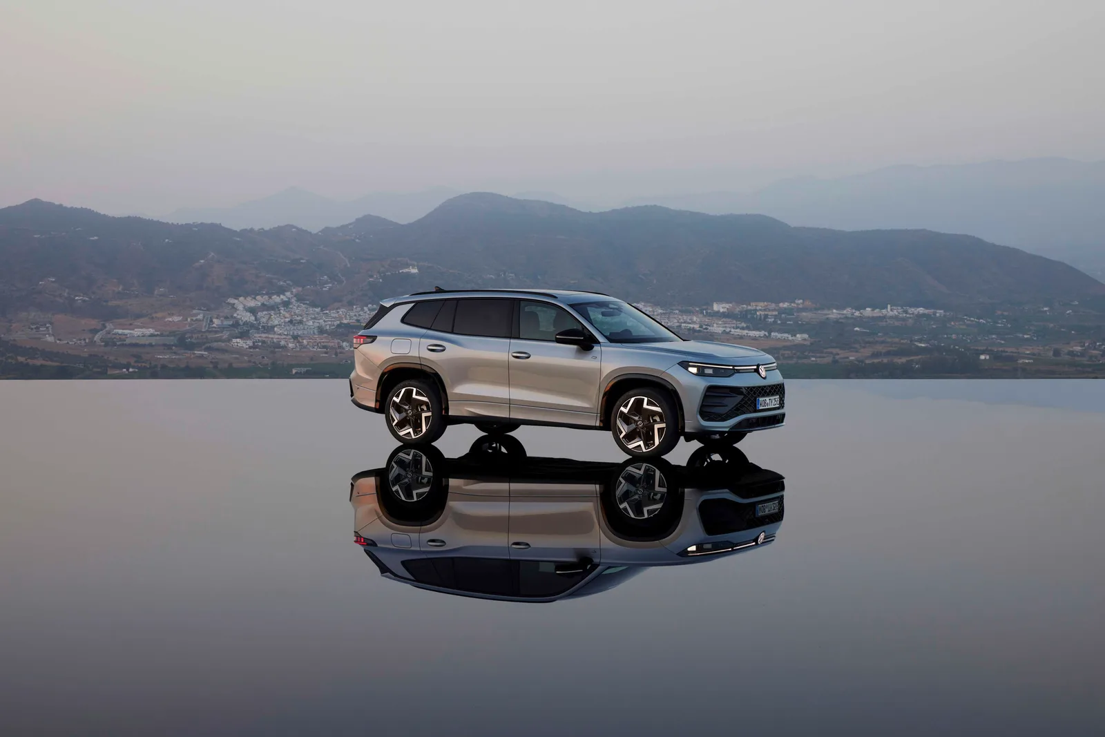 VW Nha Trang chính thức nhận booking The All-New Tiguan & Tayron - 24105f43-7401-4d8d-90d1-21adb2a98ad2
